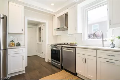 51 Gray St, Montclair, NJ 07042 - Photo 11