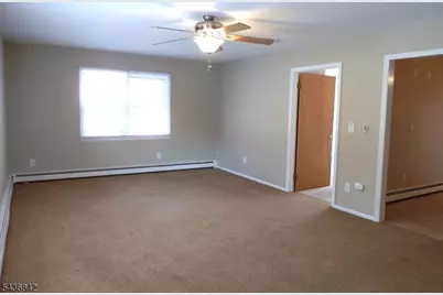 18B Red Barn Ln #2, West Milford, NJ 07480 - Photo 3