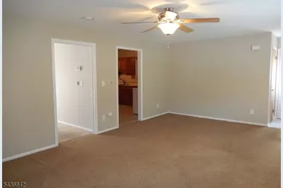 18B Red Barn Ln #2, West Milford, NJ 07480 - Photo 5