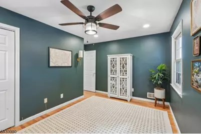 4 Holyoke Rd, Wayne, NJ 07470 - Photo 33
