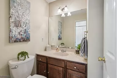 4 Holyoke Rd, Wayne, NJ 07470 - Photo 23