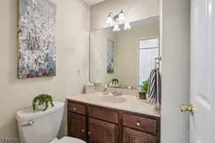 4 Holyoke Rd, Wayne, NJ 07470 - Photo 23