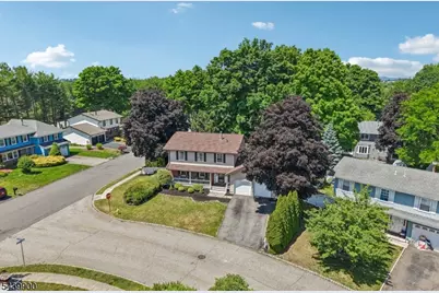 4 Holyoke Rd, Wayne, NJ 07470 - Photo 47