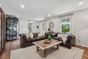 4 Holyoke Rd, Wayne, NJ 07470 - Photo 5