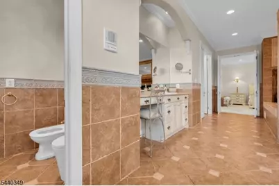 3 Hill Dale Rd, Tewksbury Township, NJ 08833 - Photo 15