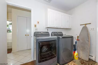 207 Deerlea Ln, Rockaway Township, NJ 07005 - Photo 19