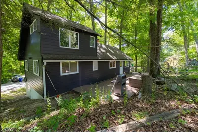 19 Lonaconing Rd, Vernon, NJ 07422 - Photo 5