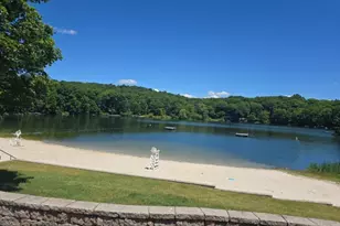 19 Lonaconing Rd, Vernon, NJ 07422 - Photo 3