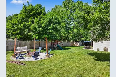 14 Bettino Dr, Ogdensburg, NJ 07439 - Photo 3