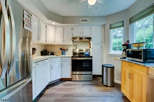 78 Wendover Ct, Bedminster Township, NJ 07921 - Photo 11