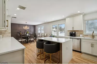 5 Summit Ave, Mount Olive, NJ 07828 - Photo 9