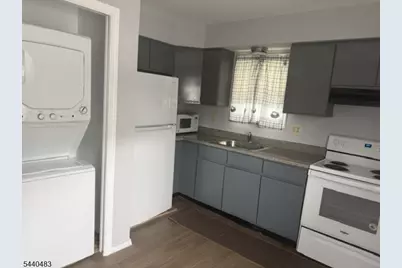 287A Hunterdon St #1, Newark, NJ 07103 - Photo 3