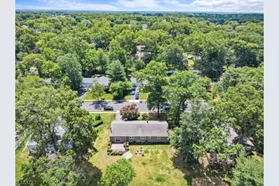 5 Camelot Dr, East Brunswick Township, NJ 08816 - Photo 33