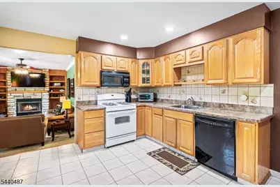 5 Camelot Dr, East Brunswick Township, NJ 08816 - Photo 9