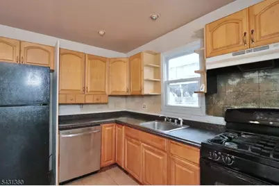 122 Dawes Hwy, Pompton Lakes, NJ 07442 - Photo 9