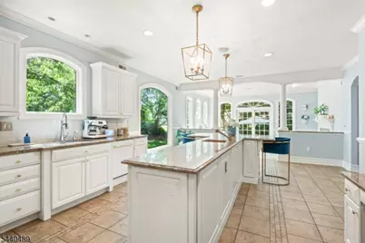99 E Lindsley Rd, Cedar Grove, NJ 07009 - Photo 9