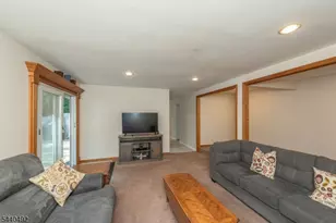 44 Molinari Dr, Wanaque, NJ 07465 - Photo 13