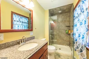 44 Molinari Dr, Wanaque, NJ 07465 - Photo 17