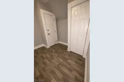 942 E 19th St, Paterson, NJ 07501 - Photo 23