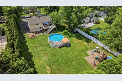 11 Hillside Dr, Clinton, NJ 08809 - Photo 39