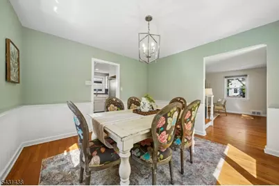 51 Meadowbrook Place, South Orange Village Twp., NJ 07079 - Photo 11