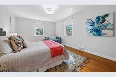 51 Meadowbrook Place, South Orange Village Twp., NJ 07079 - Photo 23