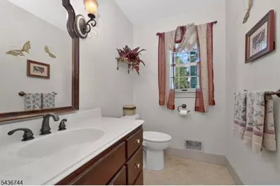 11 Doe Run, Franklin Township, NJ 08867 - Photo 17