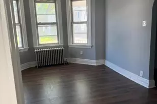 81 Rose Terrace, Newark, NJ 07108 - Photo 5