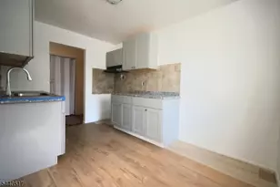58 Underwood St, Newark, NJ 07106 - Photo 1