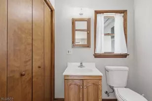 626 5th St, Belvidere, NJ 07823 - Photo 11