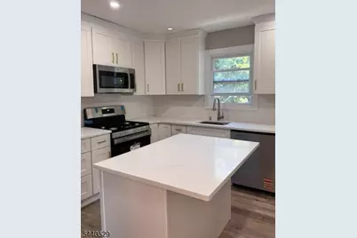 72 Chestnut St, Montclair, NJ 07042 - Photo 9