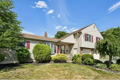 42 Daka Ct, Bloomfield, NJ 07003 - Photo 3