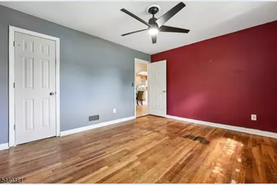 42 Daka Ct, Bloomfield, NJ 07003 - Photo 19