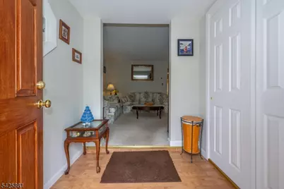 31 Iroquois Trl, Denville, NJ 07834 - Photo 5