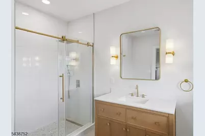 207 Union St, Montclair, NJ 07042 - Photo 37