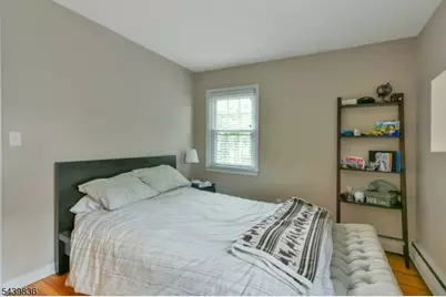 42 Walnut St, Montclair, NJ 07042 - Photo 7
