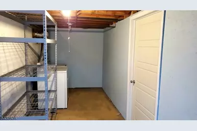 42 Walnut St, Montclair, NJ 07042 - Photo 9