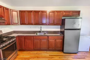527 13th Ave, Newark, NJ 07103 - Photo 7