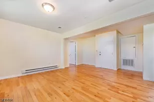 527 13th Ave, Newark, NJ 07103 - Photo 3
