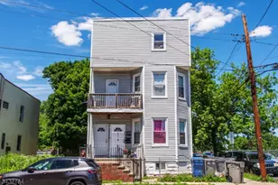 527 13th Ave, Newark, NJ 07103 - Photo 23