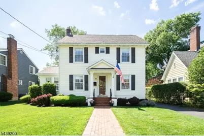 35 N Summit Ave, Chatham, NJ 07928 - Photo 31