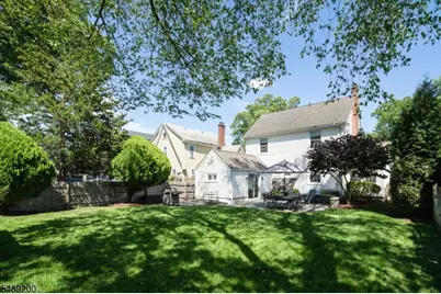 35 N Summit Ave, Chatham, NJ 07928 - Photo 25