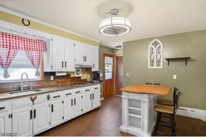 1220 Broadway, Rahway, NJ 07065 - Photo 5