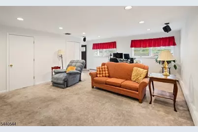 111 Shadowlawn Way, Cranford Township, NJ 07016 - Photo 27