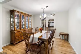 111 Shadowlawn Way, Cranford Township, NJ 07016 - Photo 11