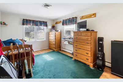 111 Shadowlawn Way, Cranford Township, NJ 07016 - Photo 25