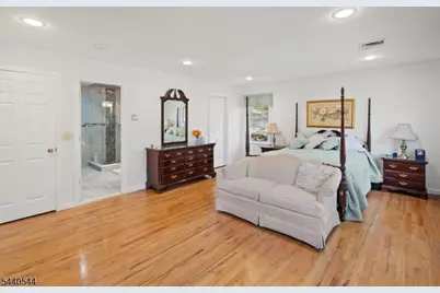 111 Shadowlawn Way, Cranford Township, NJ 07016 - Photo 19