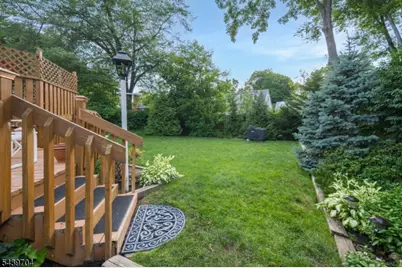 31 Briant Pkwy, Summit, NJ 07901 - Photo 27