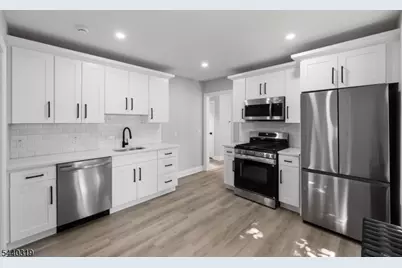 534 Morris St, Orange, NJ 07050 - Photo 21