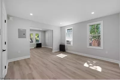534 Morris St, Orange, NJ 07050 - Photo 17